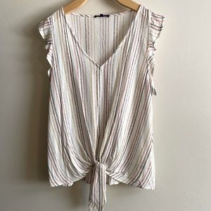 ✨2/15✨ NWOT. Striped tank with tie front detail. Size medium.